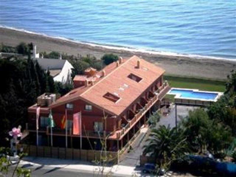 Axarquia Beach Hotel ألماياتيه باخو المظهر الخارجي الصورة